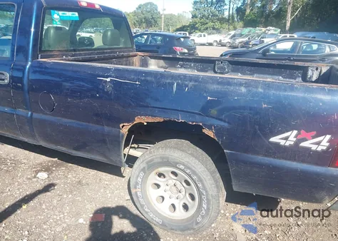 2007 Chevrolet Silverado 1500 Classic Work Truck z USA, uszkodzony, nr VIN 3GCEK14X77G213367